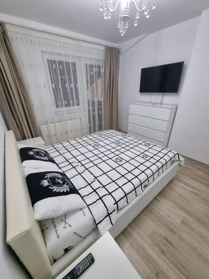 25 Luxury Apartament Bukarest Eksteriør billede
