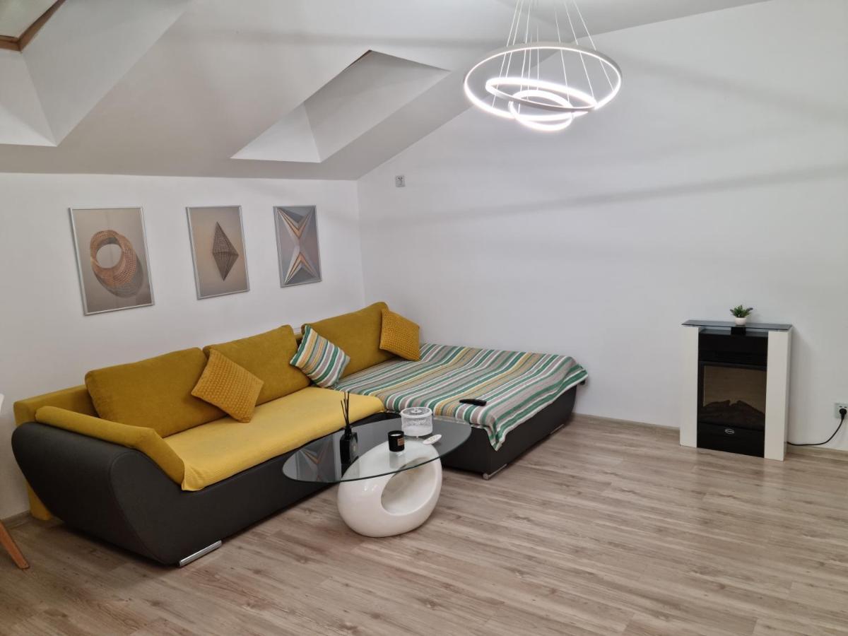 25 Luxury Apartament Bukarest Eksteriør billede